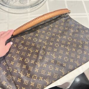 Louis Vuitton Brown Monogram Artsy Coated Canvas Bag Handbag/Shoulder bag